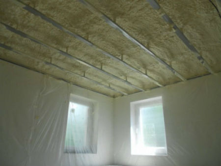 Монтаж потолка в доме из СИП панелей