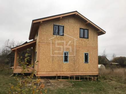 Строительство дома из СИП панелей по индивидуальному проекту в Коммолово Ленинградской области.