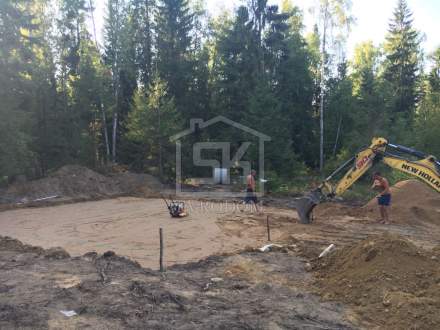 Строительство дома из СИП панелей по индивидуальному проекту в Мини Лахти Ленинградской области.