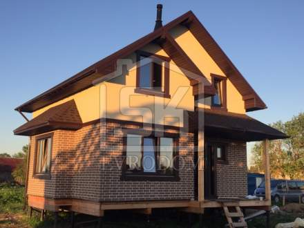 Строительство дома из СИП панелей по типовому проекту «Демо» в п. Красный Бор Ленинградской области.