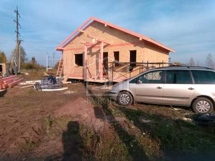 Строительство дома из СИП панелей в д. Санино, по индивидуальному проекту.