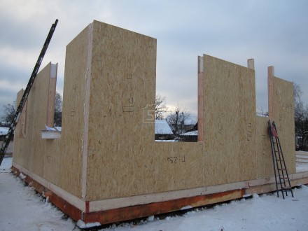 Строительство загородного дома из СИП панелей по проекту "КЛАССИКА" (Петродворец)